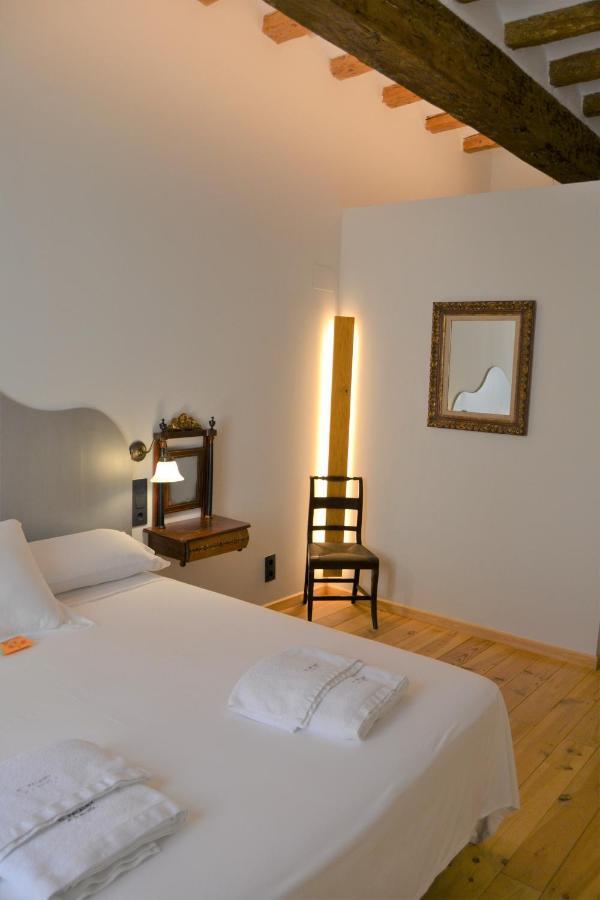 Lo Palauet De La Muralla Couette-café Balaguer