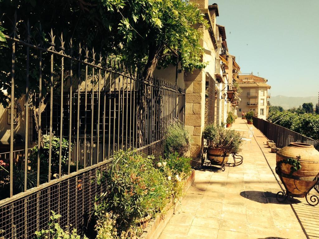 Alojamento de Acomodação e Pequeno-almoço Lo Palauet De La Muralla